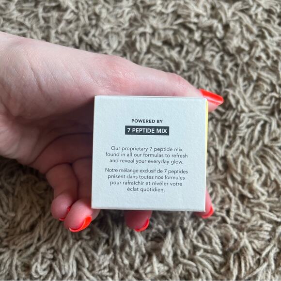 NWT! Saturday Skin Yuzu Vitamin C Bright Eye Cream - Picture 5 of 6